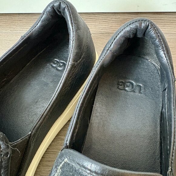 UGG Slip-On Leather Loafer Shoes - Size 9 - Picture 5 of 10